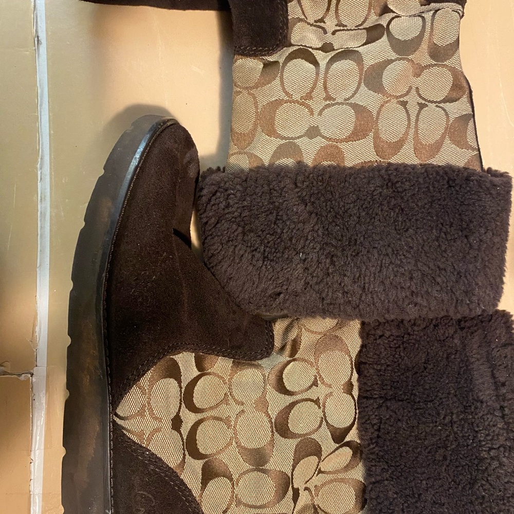 Coach authentic fur boots - Picture 8 of 8